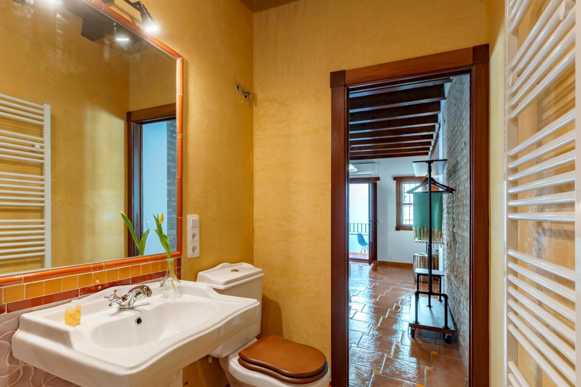 Casa De Columnas Apartahotel Granada