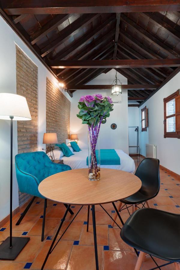 Aparthotel Casa De Columnas *