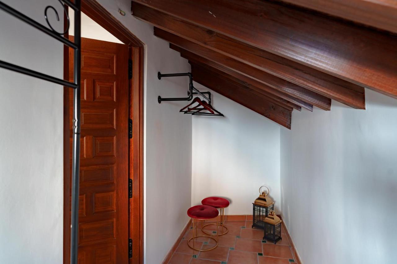 Aparthotel Casa De Columnas *