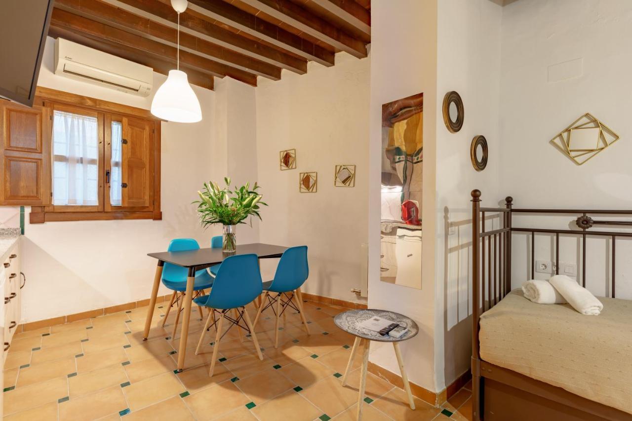Casa De Columnas Aparthotel
